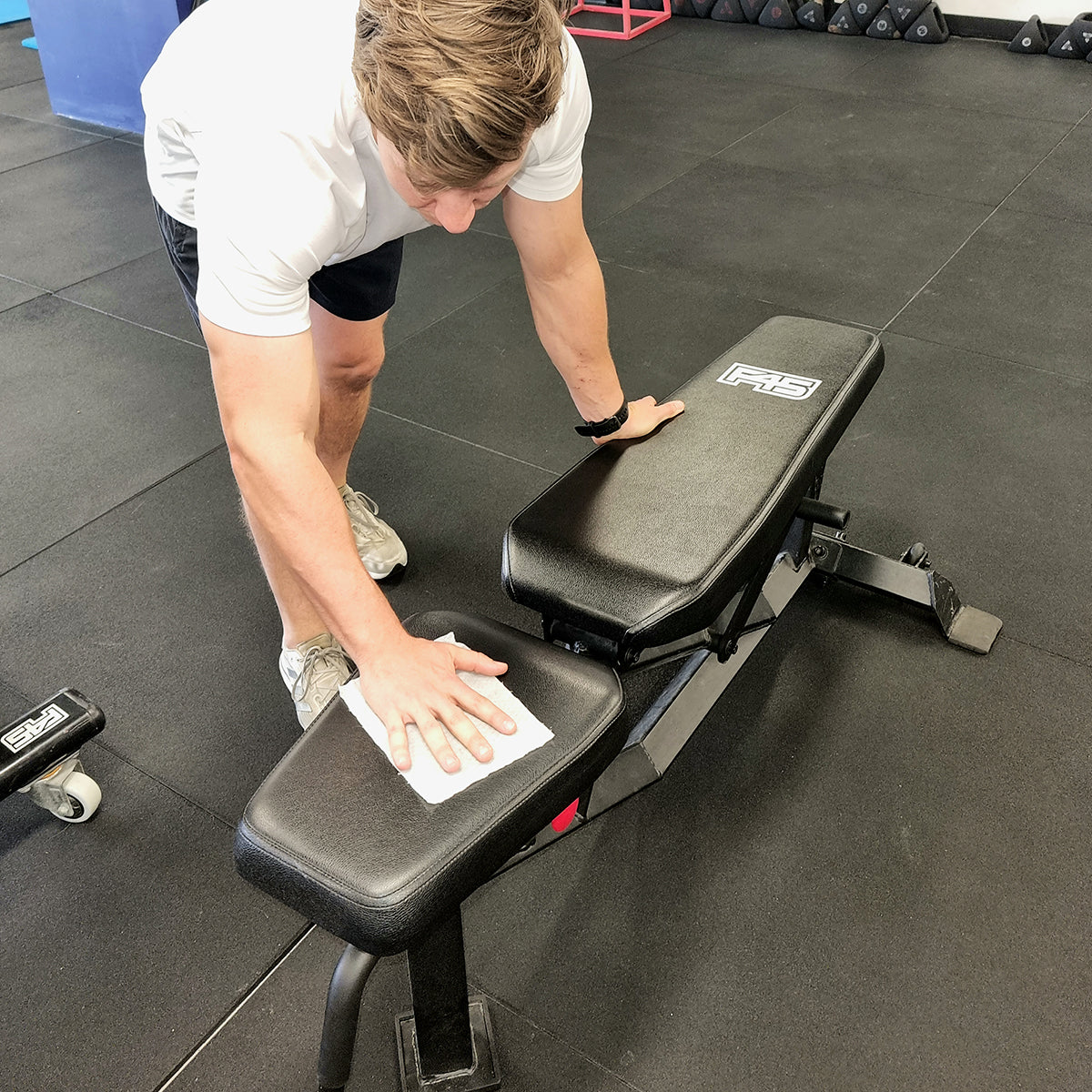 Sanitising Wipes 4 Rolls